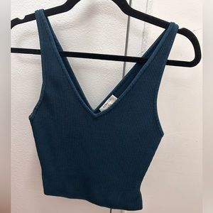 BABATON sculpt knit v neck tank